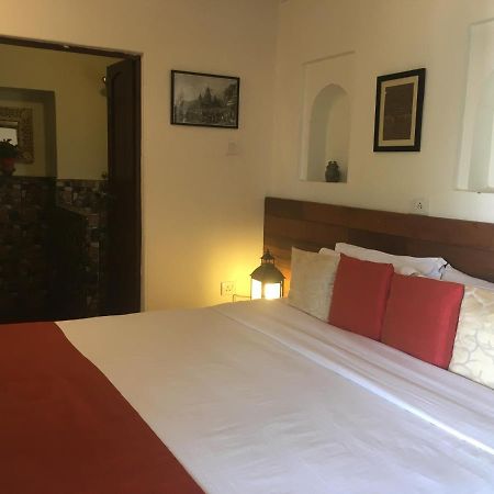 바라나시 Panchkote Raj Ganges B&B 외부 사진