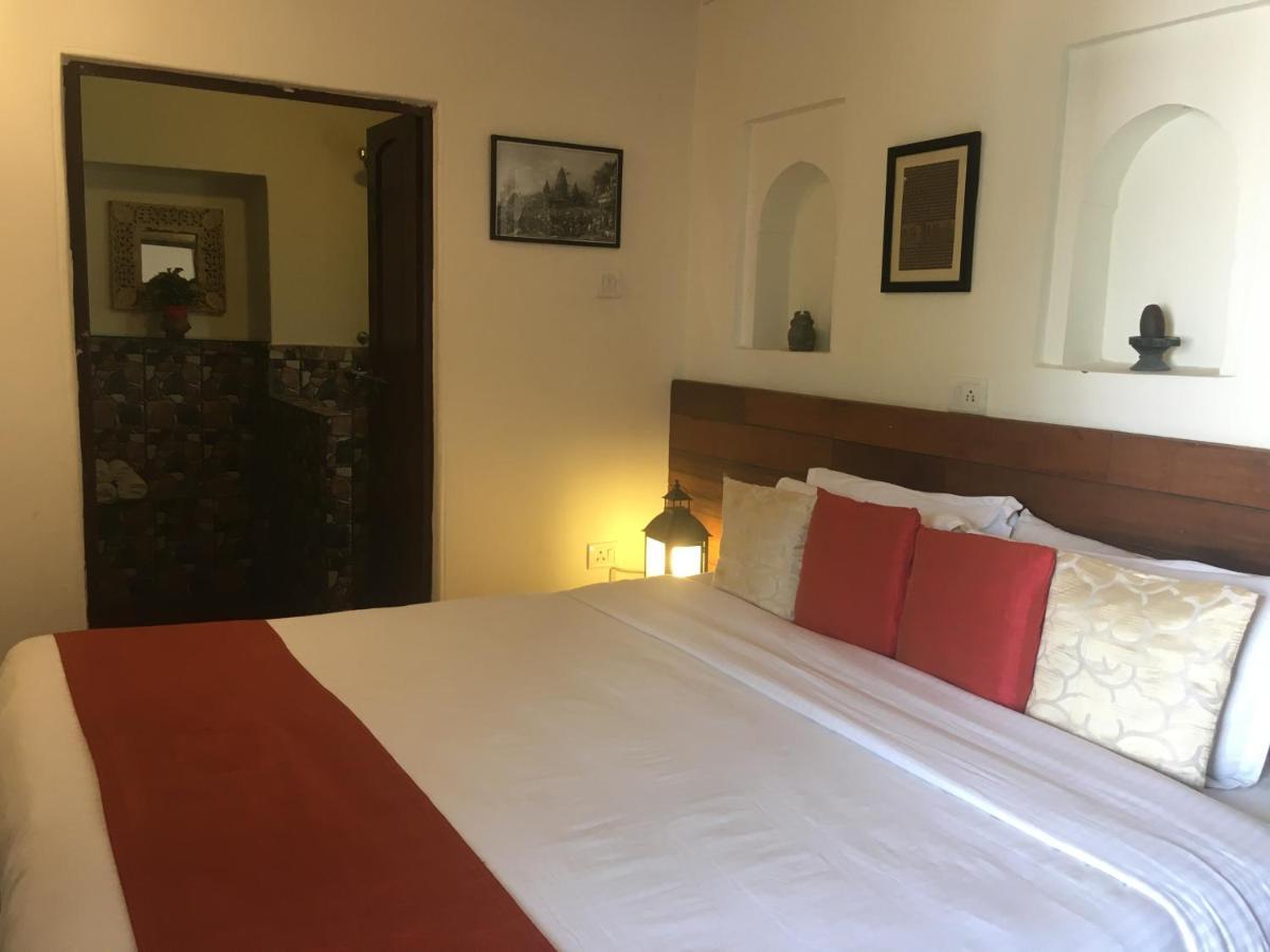 바라나시 Panchkote Raj Ganges B&B 외부 사진