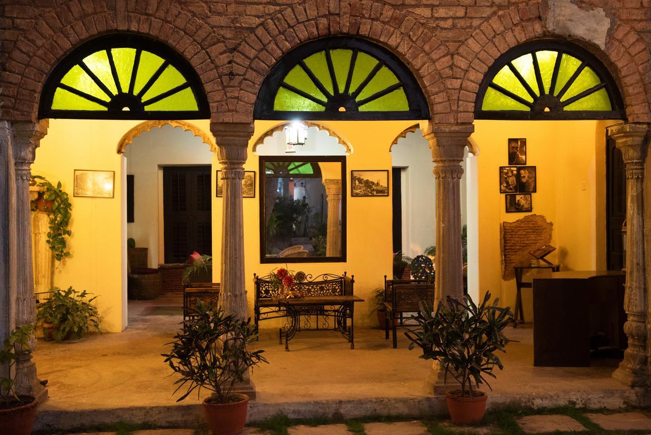 바라나시 Panchkote Raj Ganges B&B 외부 사진